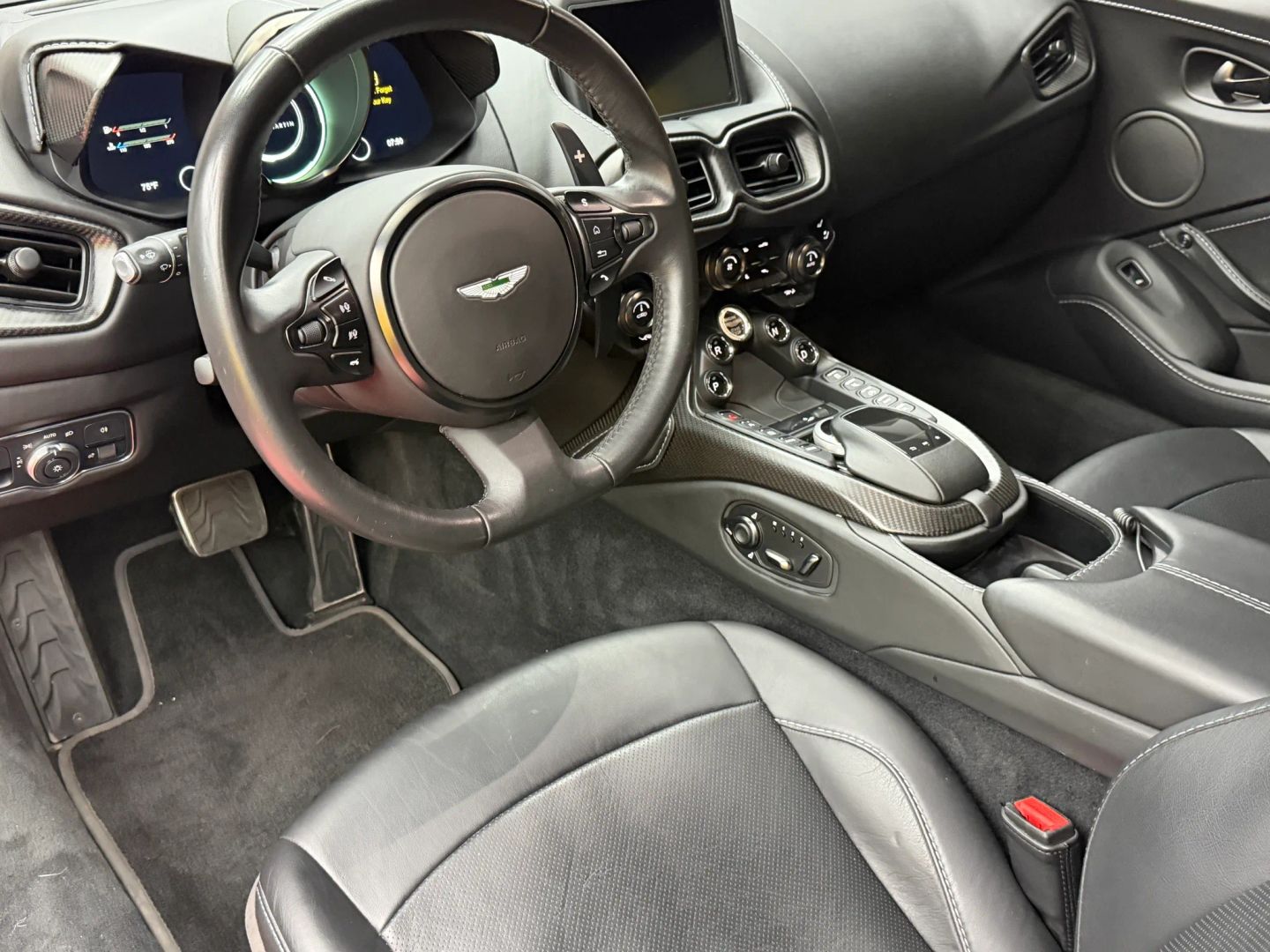 aston martin vantage 2020 SCFSMGAW6LGN03408 image aston martin vantage 2020 SCFSMGAW6LGN03408 image